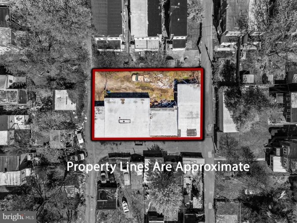 Currently Displayed Property Photo