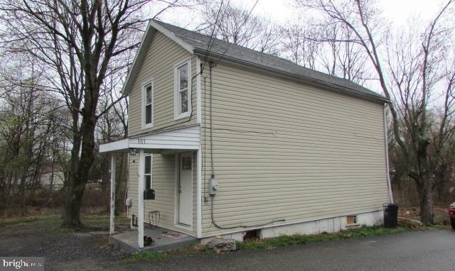 Currently Displayed Property Photo