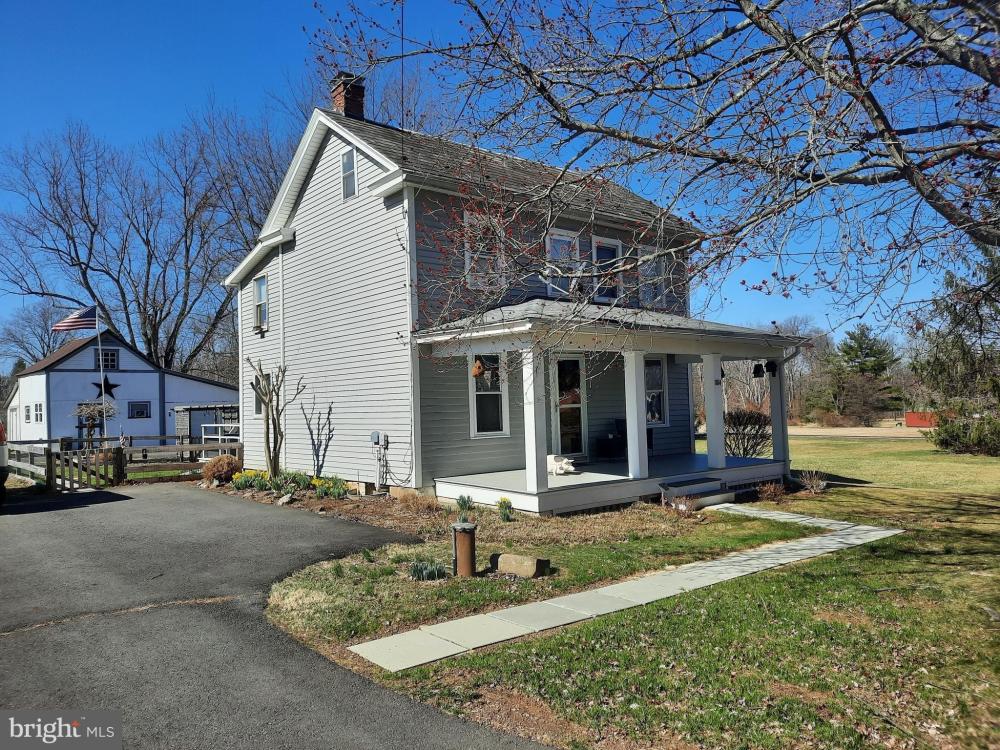 Currently Displayed Property Photo