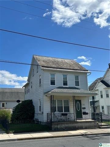 Currently Displayed Property Photo